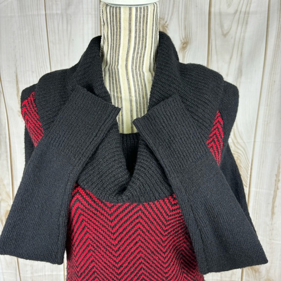 Candies Cowl Neck Sweater Tunic Long Sleeve Dress Black Red Zig Zag Pattern - Picture 4 of 7